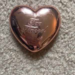 Too Faced prismatic highlighter